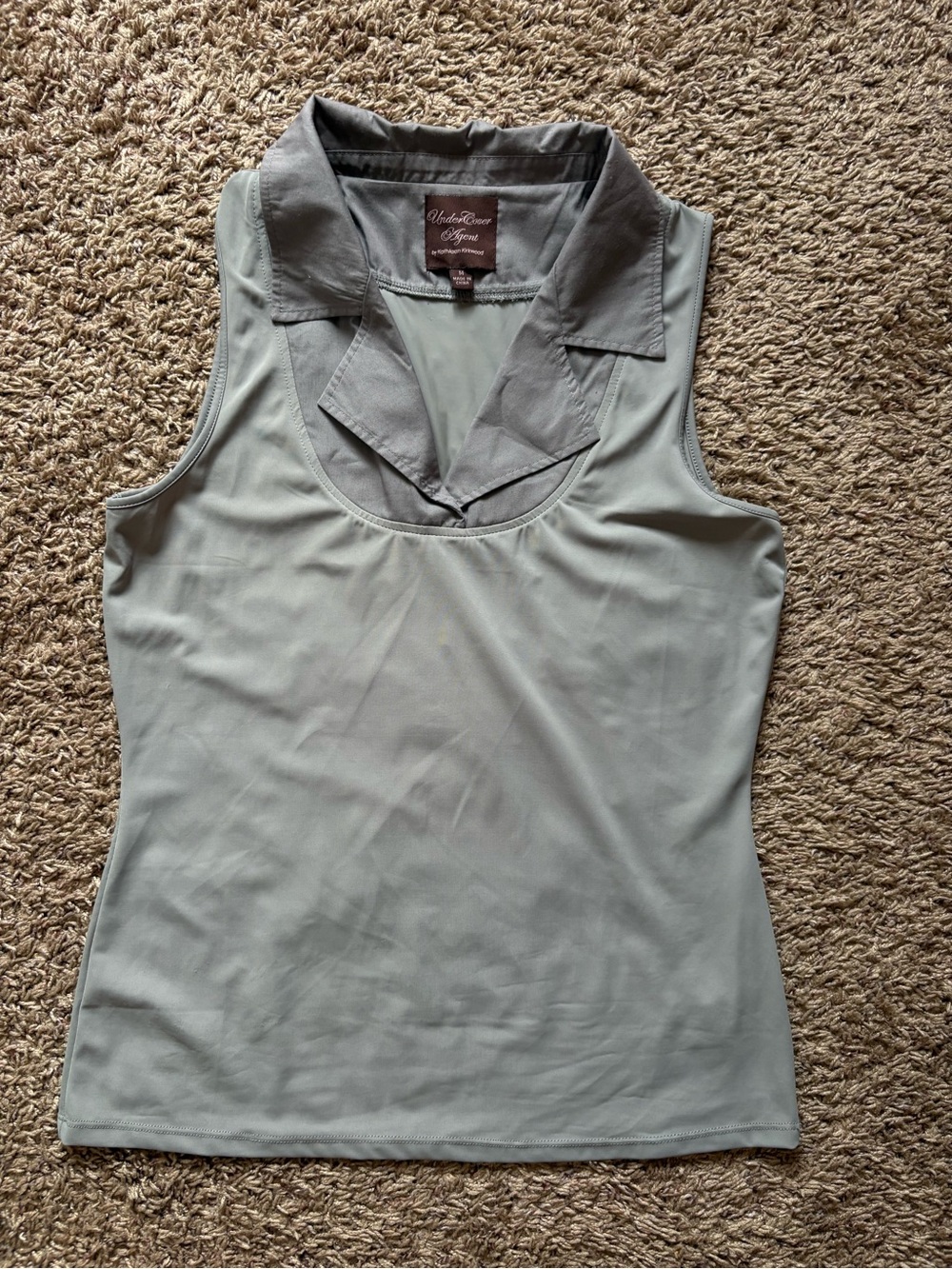 Undercover Agent Kathleen Kirkwood Sleeveless Collar Top Gray Size M